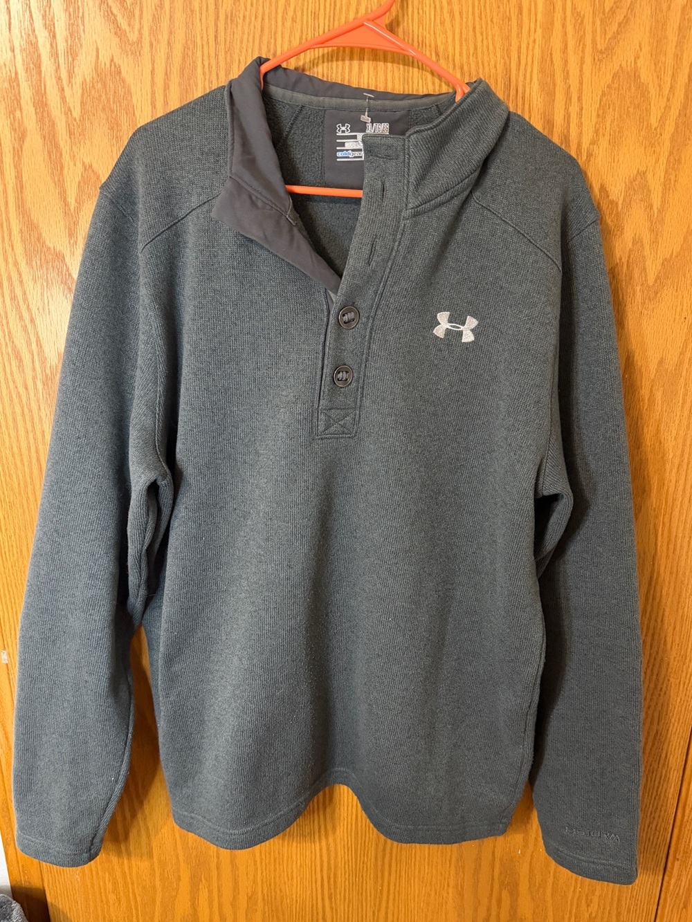 Under Armour ColdGear Men’s XL Loose Fit Button Neck Pullover Black